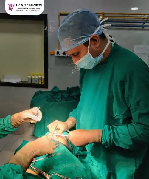 Dr. Vishal Patel fixing a crooked nose in Mumbai with Rhinoplasty surgery - Photo 2