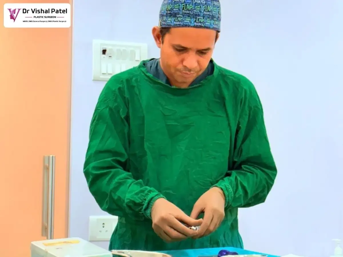 Dr. Vishal Patel doing Fat Grafting Surgery.