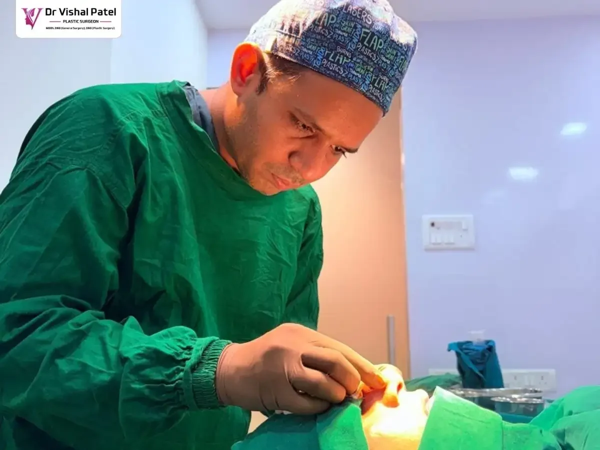 Dr. Vishal Patel using Fat grafting technique for scar removal in Mumbai.